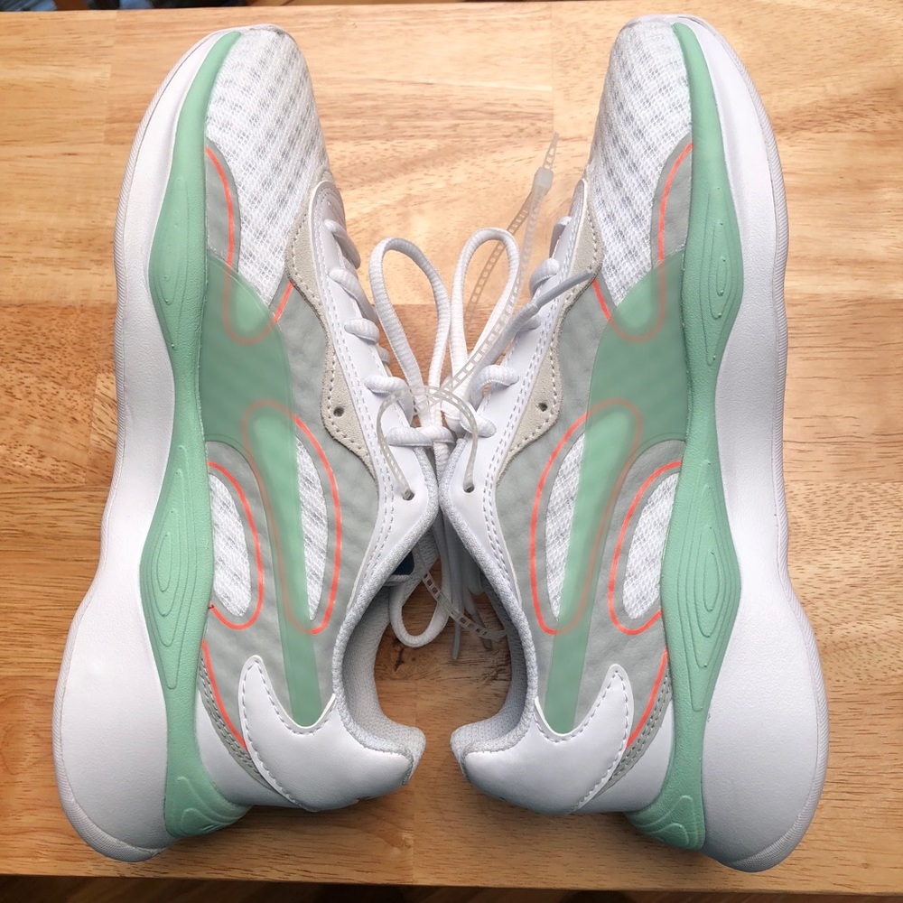 NWOT Puma R System Pure Sneakers
